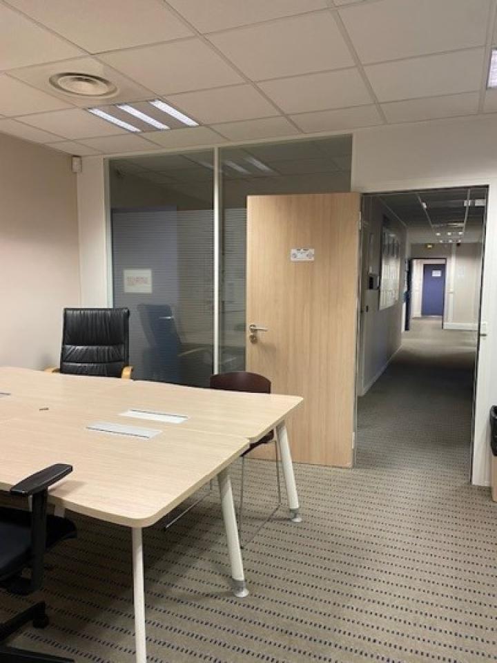 Bureau Ivry-sur-Seine 892m² Location bureau Ivry-sur-Seine Val-de-Marne OLBUR2529477 5